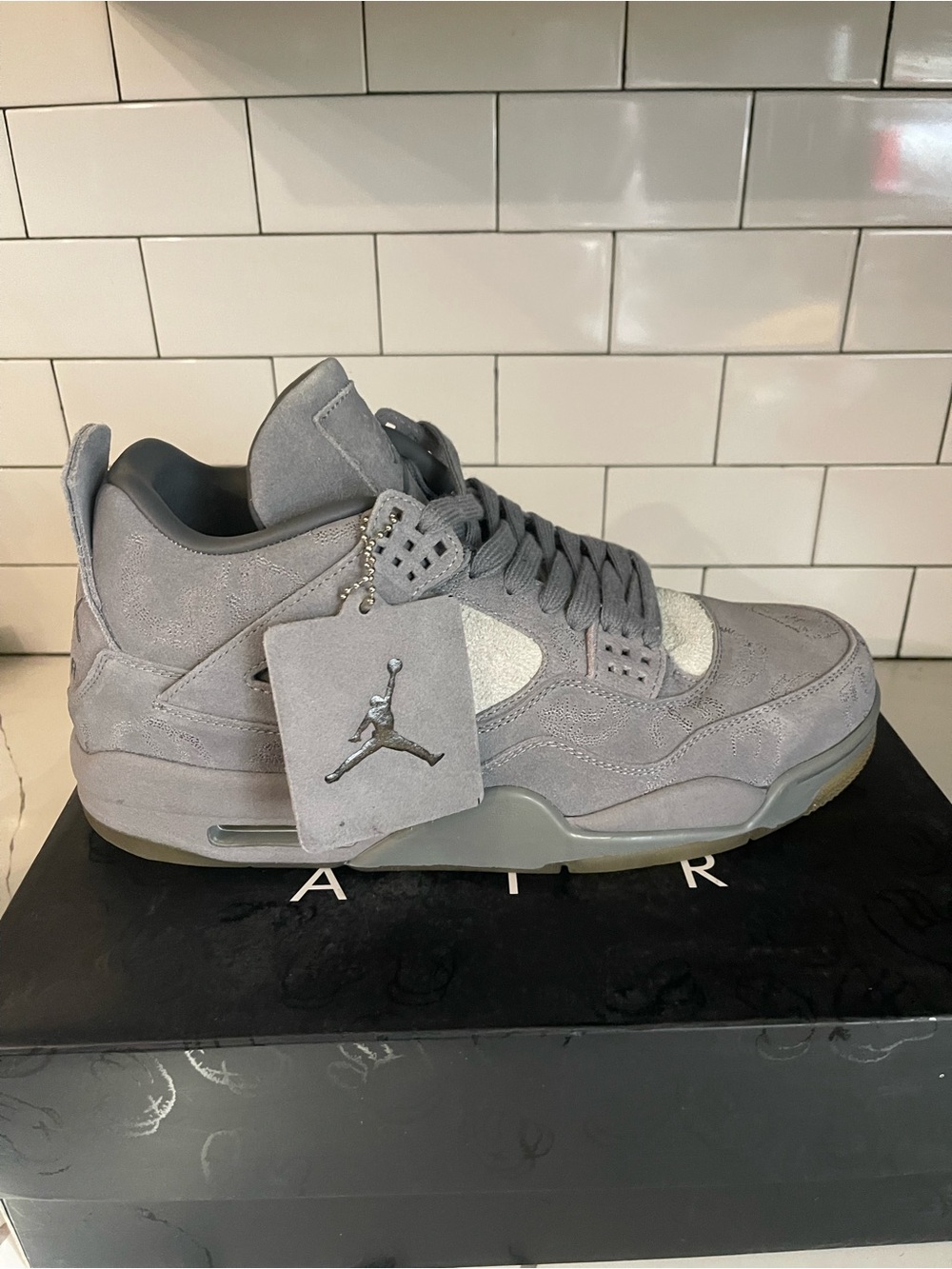 Mens Retro 4 Gray Kaw Size 14.